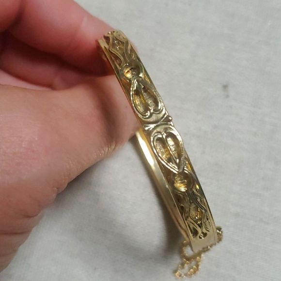 Whiting & Davis Jewelry Vintage Whiting Davis Gold Ornate Bangle